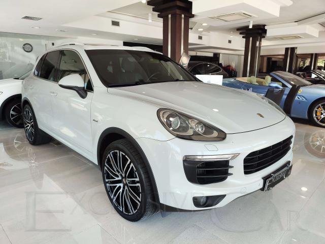 PORSCHE Cayenne 3.0 D PLATINUM EDITION