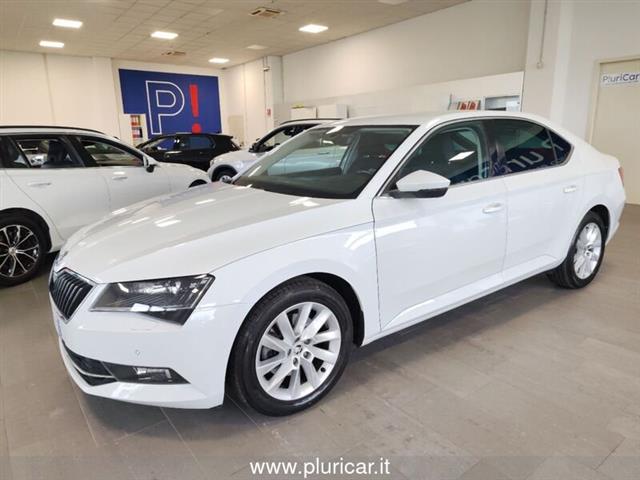 SKODA SUPERB 2.0 TDI 150 CV SCR DSG Executive