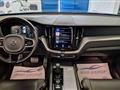 VOLVO XC60 B4 Geartronic R-design TETTO PANORAMICO APRIBILE!