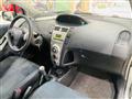 TOYOTA Yaris 1.3 5p. Sol