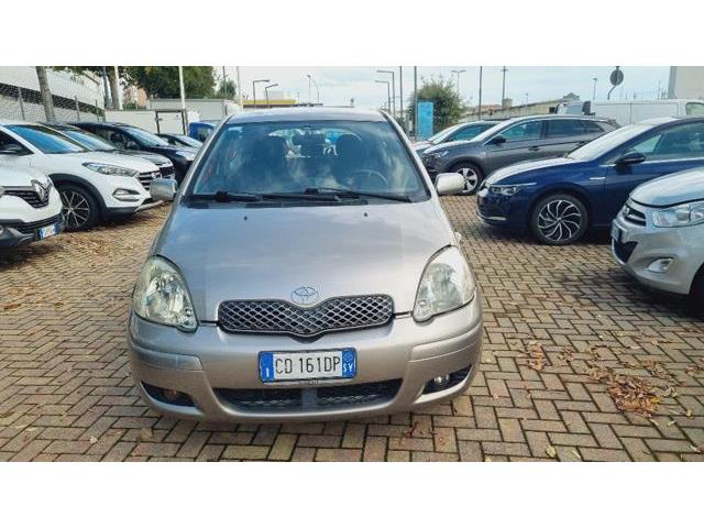 TOYOTA YARIS 1.0i 16V cat 3 porte