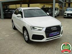 AUDI Q3 2.0 TDI 120 CV Sport