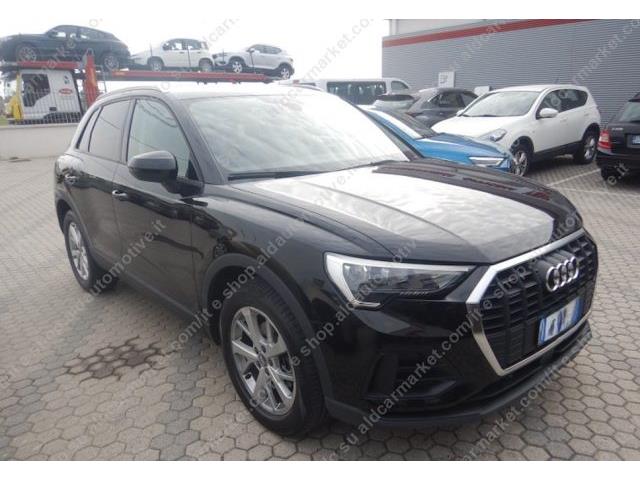 AUDI Q3 35 TDI quattro Business