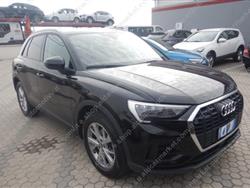 AUDI Q3 35 TDI quattro Business