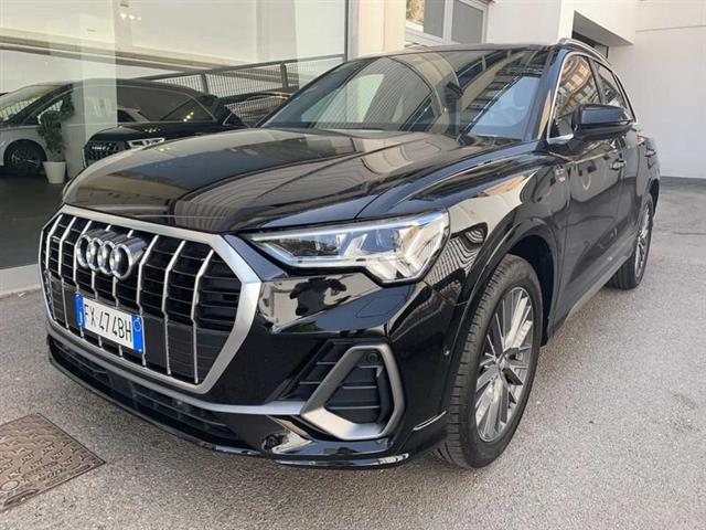 AUDI Q3 45 TFSI quattro S tronic S line edition