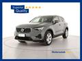 VOLVO XC40 B3 automatico Plus Bright