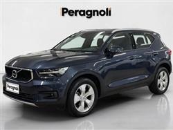 VOLVO XC40 T2 MOMENTUM CORE AUTOMATICA