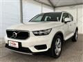 VOLVO XC40 T3 Momentum