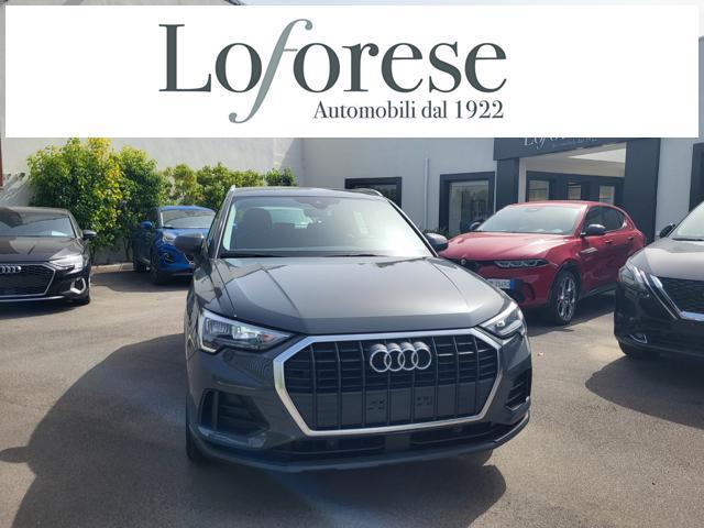 AUDI Q3 35 TDI S tronic Business