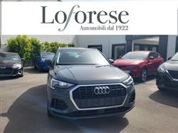 AUDI Q3 35 TDI S tronic Business