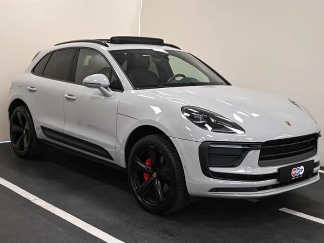 PORSCHE MACAN 2.0