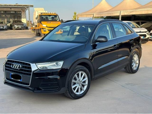 AUDI Q3 2.0 tdi Business 150cv s-tronic