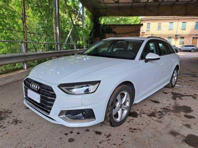 AUDI A4 AVANT Avant 35 TFSI S tronic Business Advanced