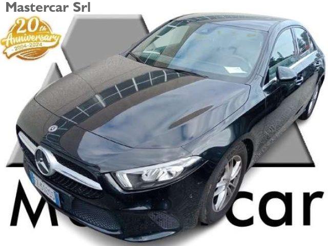 MERCEDES CLASSE A SEDAN A 180 d Business auto - FZ310SS