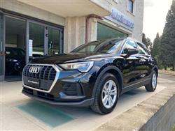 AUDI Q3 35 2.0 TDI S tronic Business COCKPIT