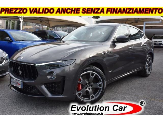 MASERATI LEVANTE V6 AWD Gransport **TAGLIANDO MASERATI**