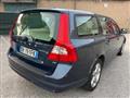 VOLVO V70 2.4 D5 AWD Summum