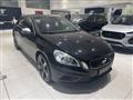 VOLVO S60 D2 R-design