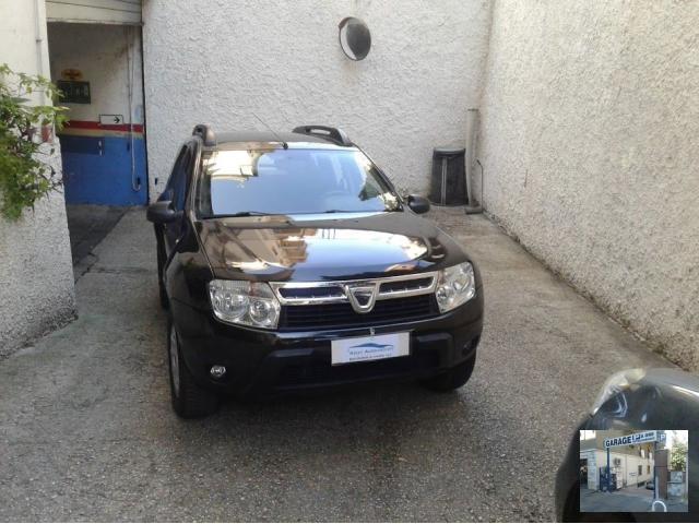 DACIA Duster 1.6 110 CV 4x2 GPL Laur&eacute;ate