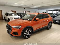 AUDI Q3 40TFSI 190cv quattro S tronic Navi LED Cerchi 19