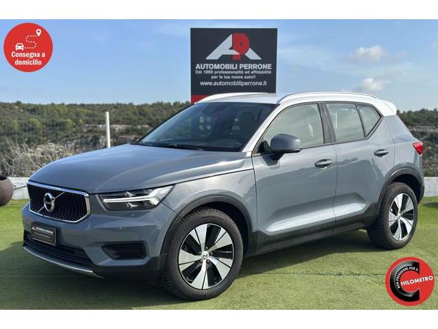 VOLVO XC40 D3 AWD Geartronic Momentum (Navi/APP/FullLED)