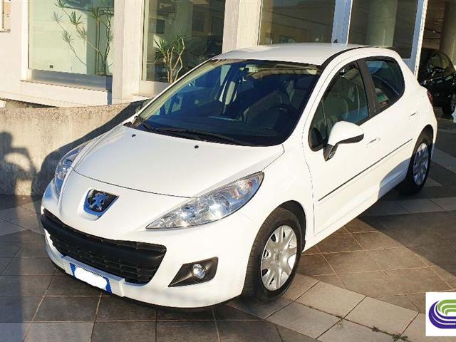 PEUGEOT 207 Plus 1.4 HDi 70 CV 5p.