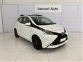 TOYOTA AYGO 1.0 VVT-i 69 CV 5 porte x-clusiv