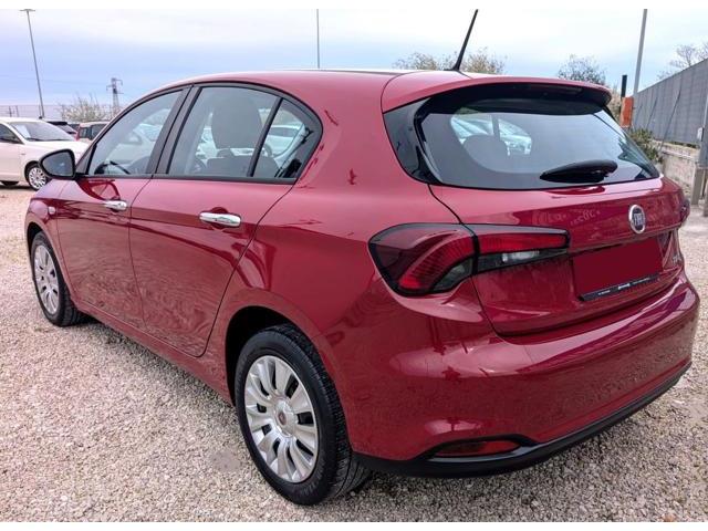 FIAT TIPO 1.4 5 porte Easy con CarPlay e Retrocamera