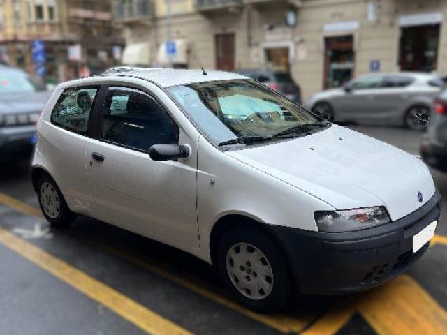 FIAT PUNTO 3 PORTE *MOTORE NUOVO*