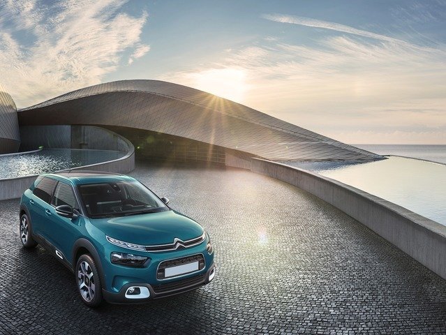 CITROEN C4 CACTUS BlueHDi 100 S&S Shine Pack