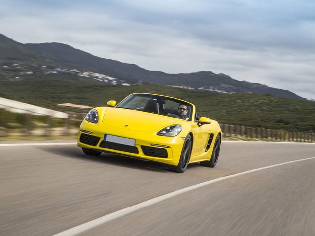 PORSCHE 718 Boxster 2.0