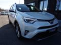 TOYOTA RAV4 2.0 D-4D 2WD Lounge NEOPATENTATI