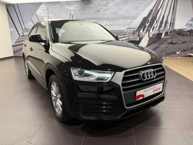 AUDI Q3 2.0 TDI 120 CV Business