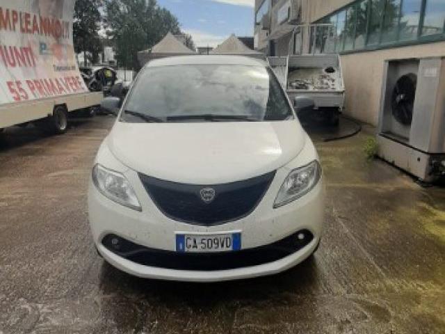 LANCIA YPSILON 1.2 69 CV 5 porte GPL