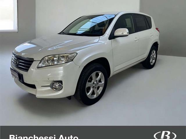 TOYOTA RAV4 Crossover 2.2 D-4D 150 CV DPF Exclusive