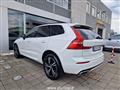 VOLVO XC60 B4 (d) AWD Geartronic R-design