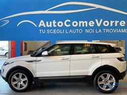 LAND ROVER Evoque 2.2 TD4 5p. Pure