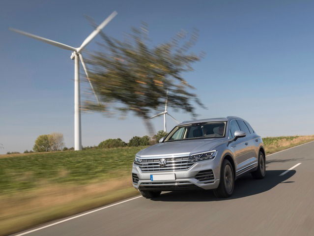 VOLKSWAGEN TOUAREG 3.0 V6 TSI eHybrid Elegance