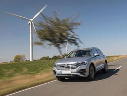 VOLKSWAGEN TOUAREG 3.0 V6 TSI eHybrid Elegance